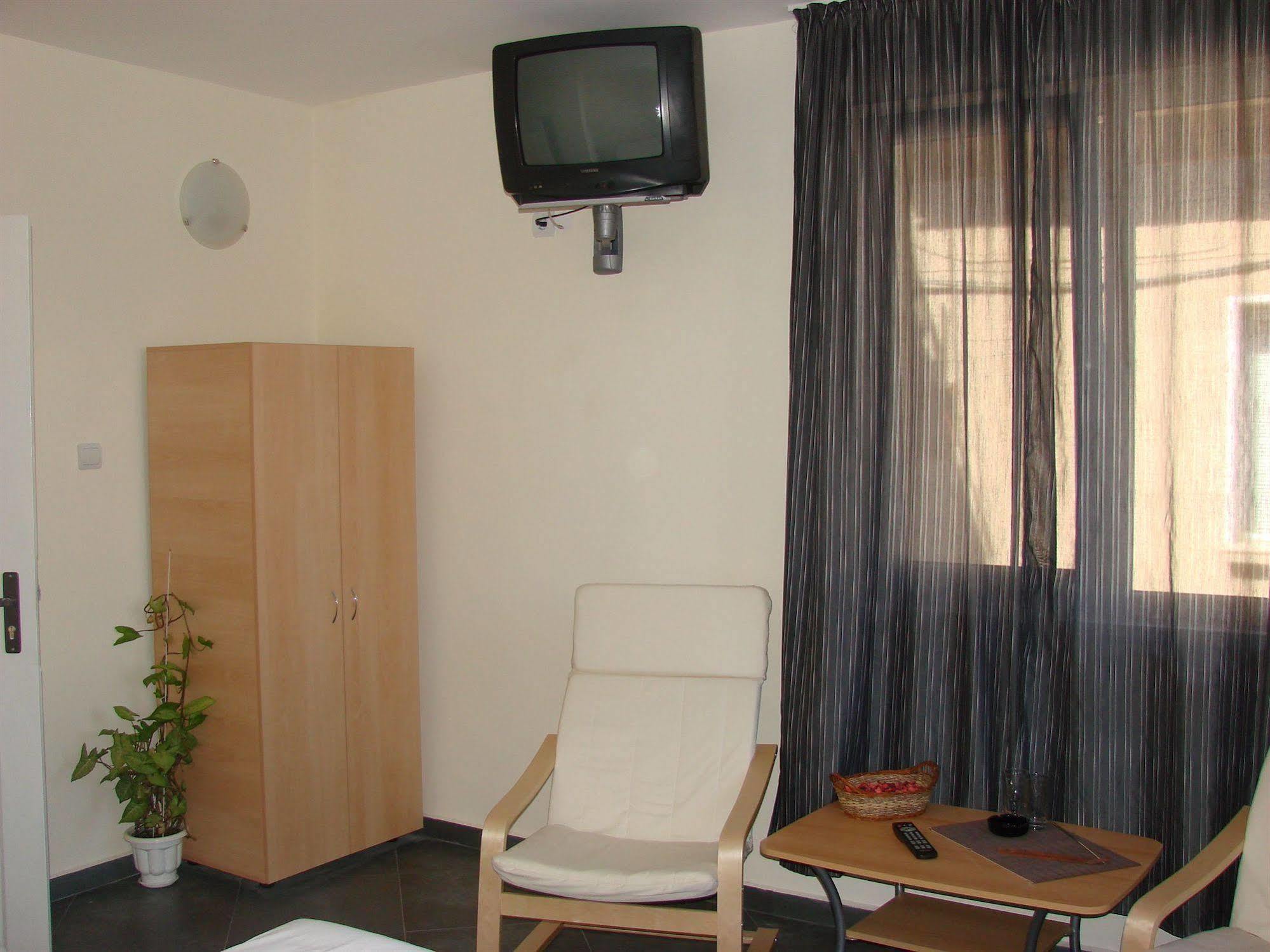 Avel Guest House Sofia Buitenkant foto